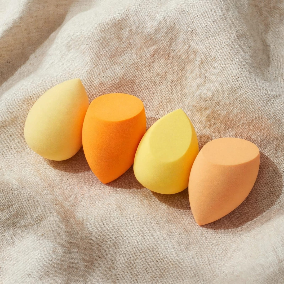 4 Pcs Beauty Egg Makeup Sponge Blenders